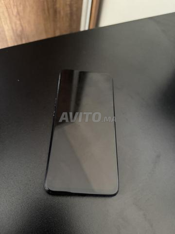 OPPO F11 PRO - 2