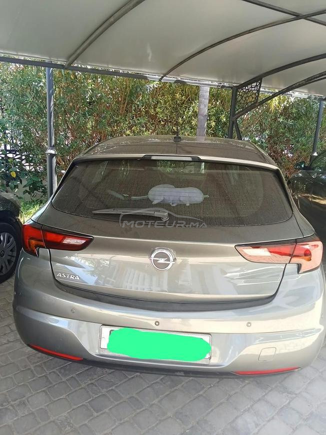 Opel Astra Diesel Manuelle 2019 à Rabat