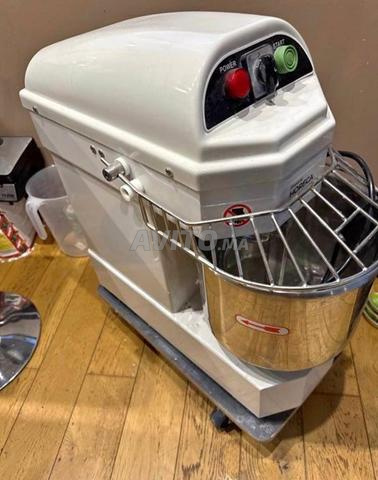 Pétrin professionnel 10 Litres - 2