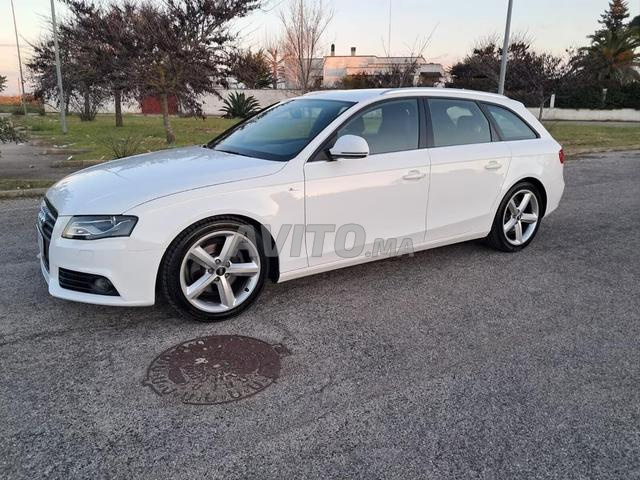 Audi A4 Essence Automatique 2009 à Temara - 2