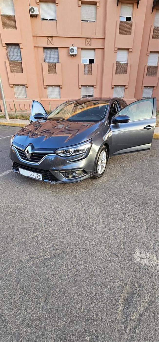 Renault Megane Diesel Automatique 2017 à Marrakech