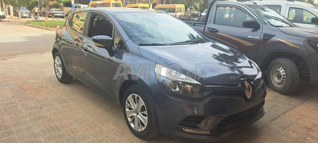 RENAULT CLIO DIESEL - 2