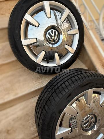 4 pneus Bridgestone et 4 jantes Volkswagen VW - 2