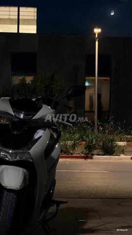 SH50 scooter à vendre prix à négocier - 2