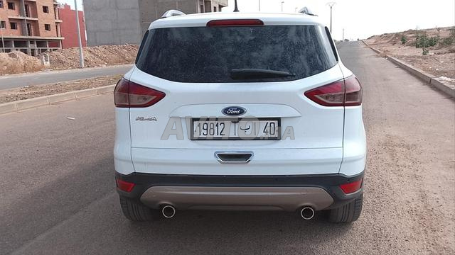 Ford Kuga propre - 2