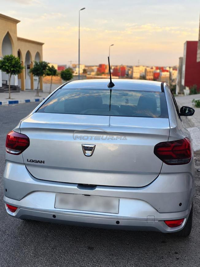 الاعلان لبيع