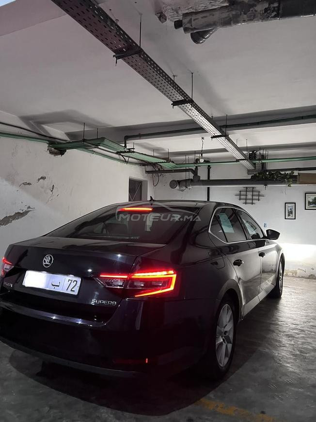Skoda Superb Diesel Automatique 2019 à Casablanca