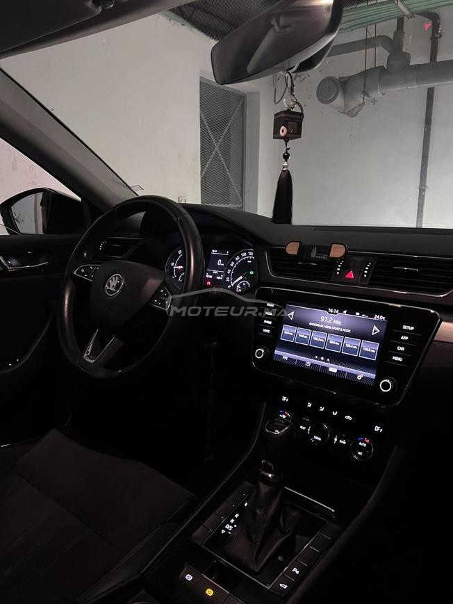 Skoda Superb Diesel Automatique 2019 à Casablanca