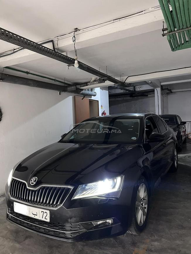 Skoda Superb Diesel Automatique 2019 à Casablanca