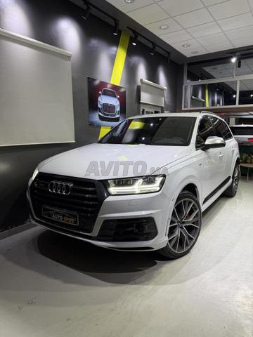أودي SQ7 V8