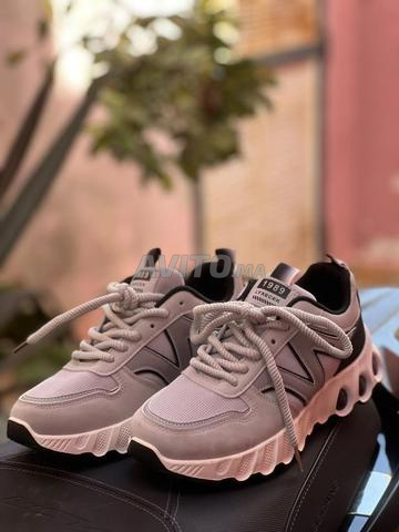 Baskets de sport modernes et confortables - Taille 41 (Neuves) - 2