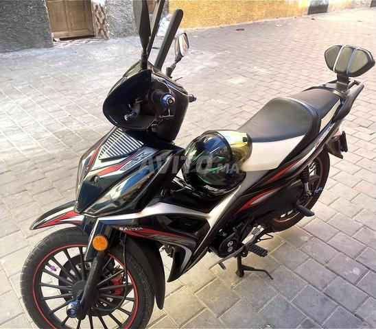 Moto Sanya, propre et en bon état, bienvenue à tous - 2