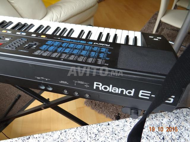 Roland E15 (QUART DE TON) - 2