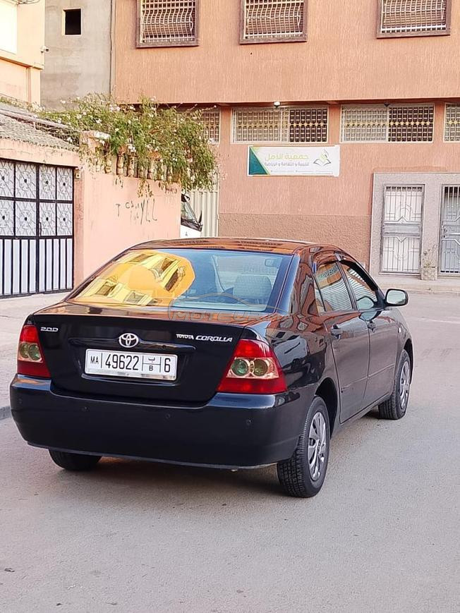 Corolla trés propre
