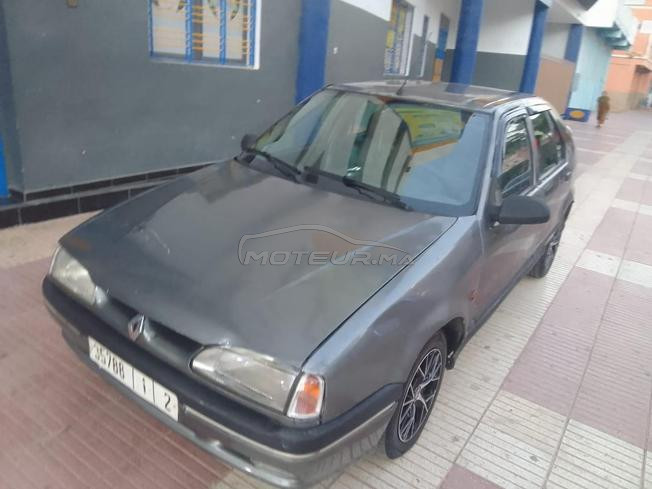 للبيع Renault 19 Diesel في حالة جيدة 
