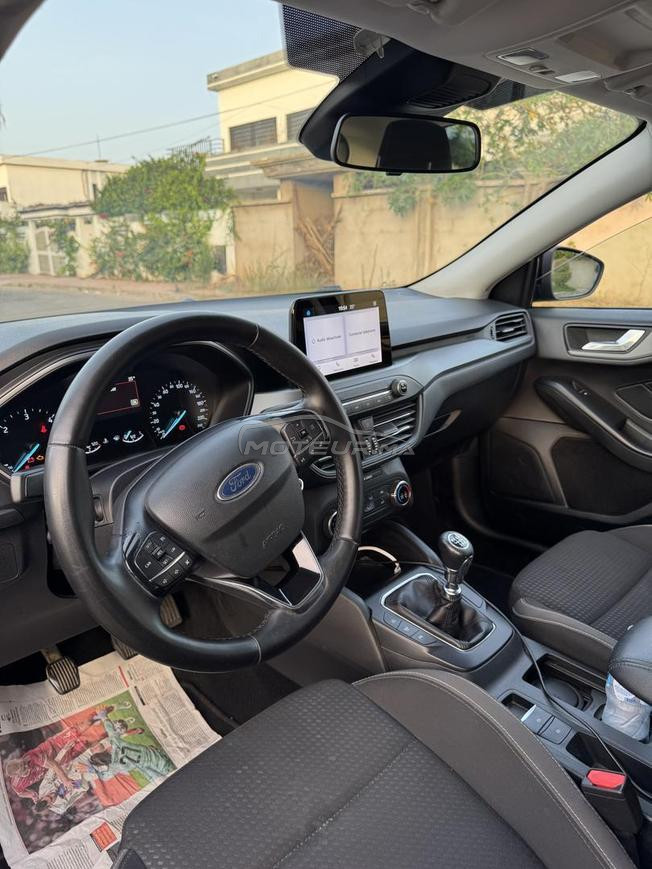 Ford focus comme neuf fin 2022 à vendre 