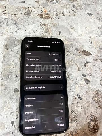 iPhone 15 état neuf - 2