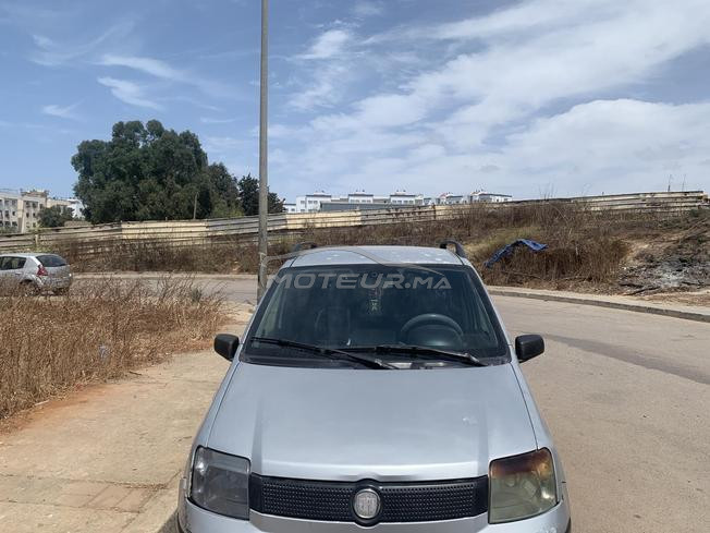سيارة جيد جدا نوافد كهربائي تكييف وعدة امتيازات