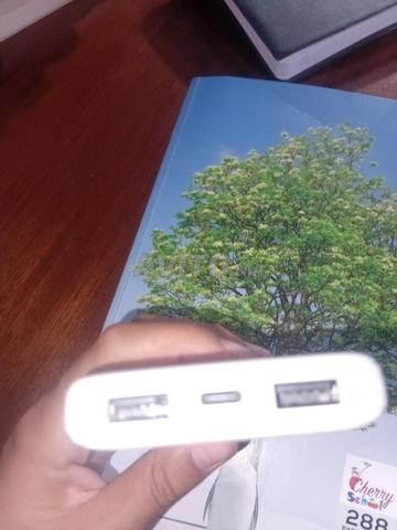 Bonjour, Power bank à vendre - 2