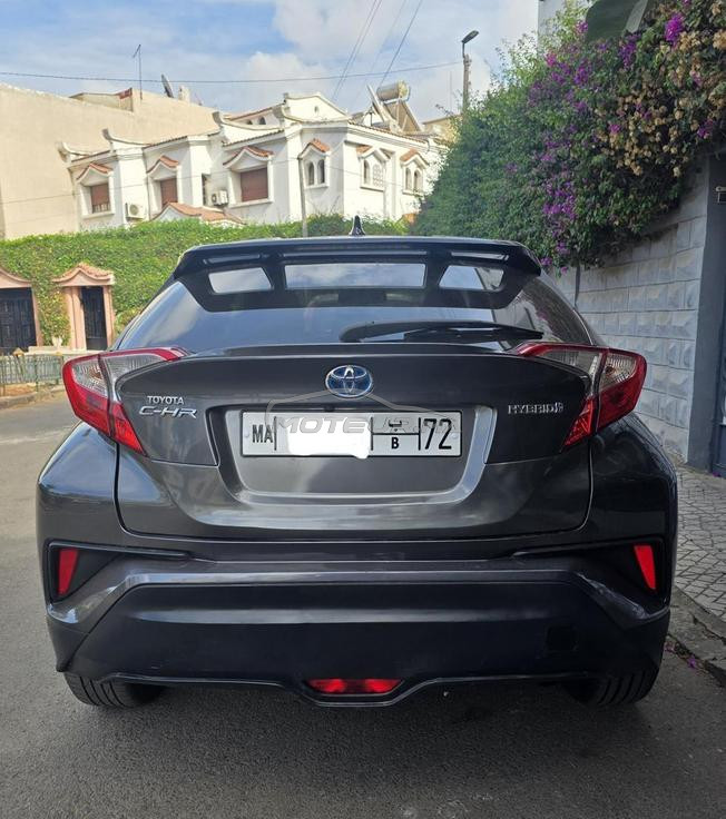Toyota C-HR Hybride distinctive fin 2018