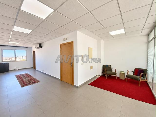 PLATEAU DE BUREAU AMÉNAGÉ 63M BOURGOGNE - 2