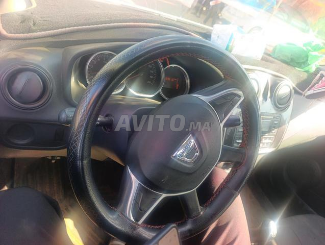 Voiture en bon état - 2