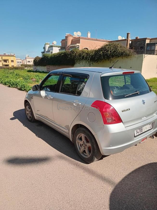 Suzuki swift à vendre 