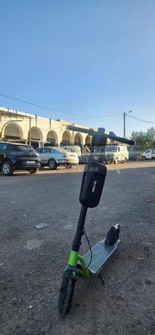 Trottinette électrique 35 km/h – Autonomie 25 km - 2