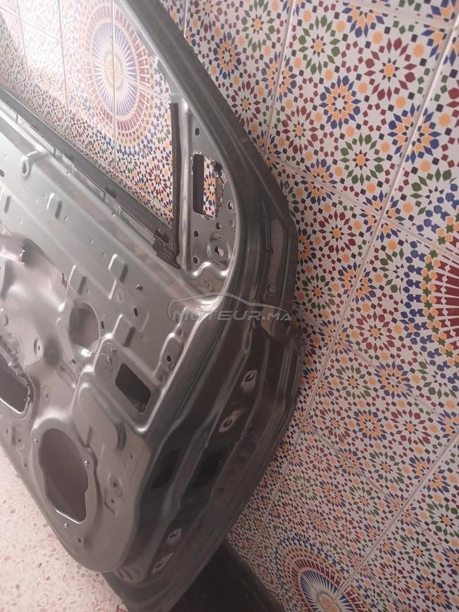Porte conducteur dacia sandero