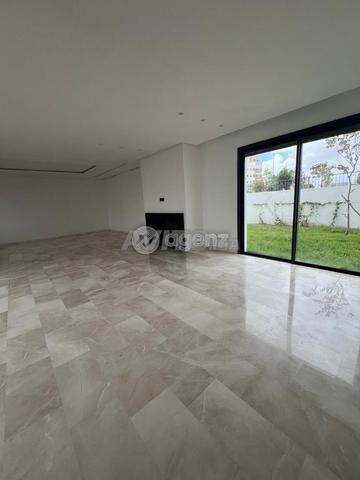 CMN-AC-2218 - Villa à louer à Sidi Maarouf