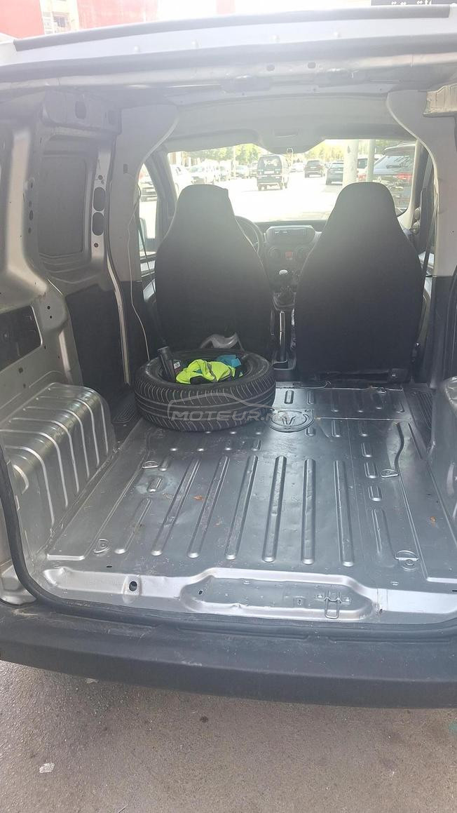 une voiture de travail à vendre