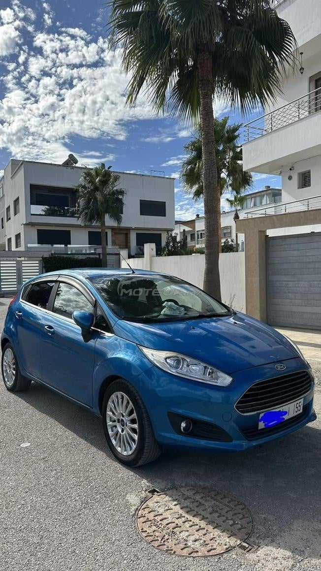 Ford Fiesta titanium modèle 2017 premier mah 
