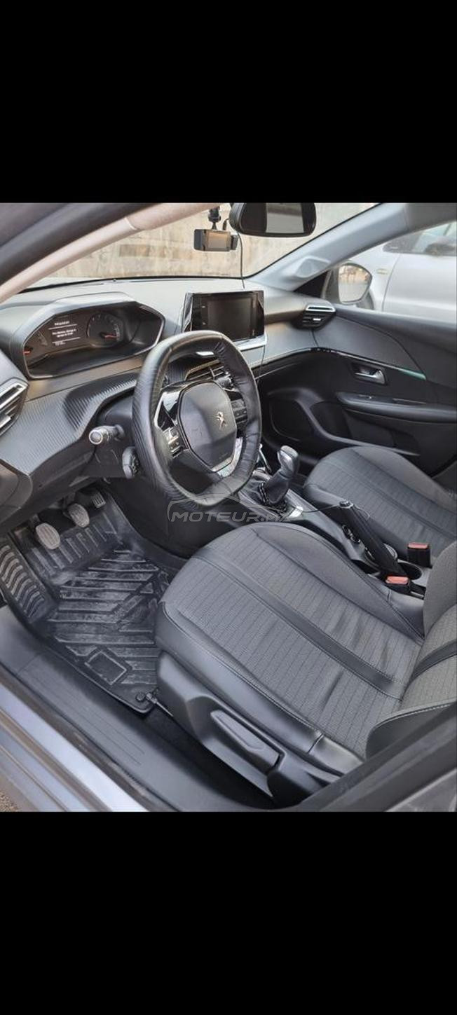 peugeot 208 2021 