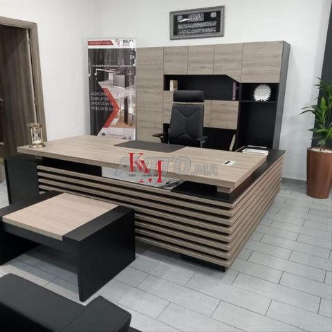 🏢 Bureau du directeur moderne - 2