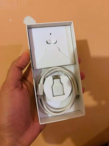 Google Pixel 8 A - 2