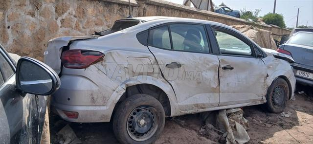 voiture dacia logan lafiray - 2
