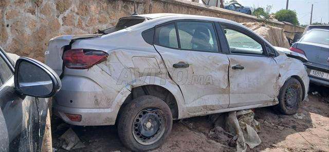 Dacia Logan 2024 à vendre pour pièces - 2