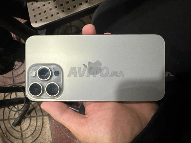iPhone 15 Pro Max - 2
