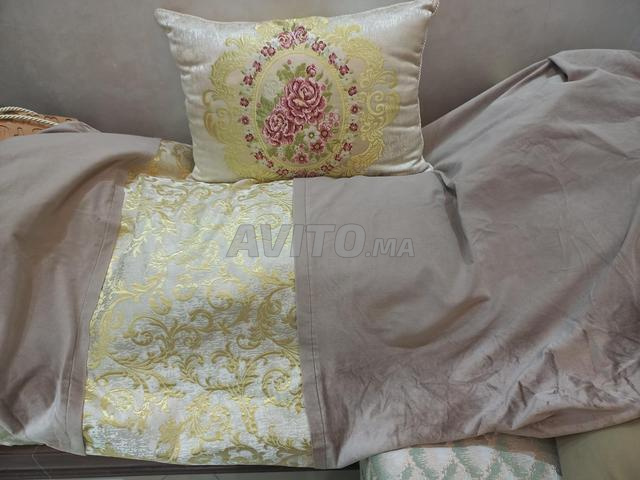 Tapis brocart brodés - 2