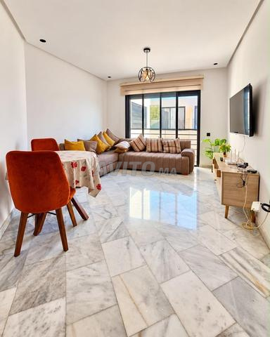 🏡 Studio meublé à louer – Franceville - 2