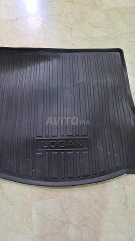 Voiture Dacia Logan / Tapis d'intérieur - 2