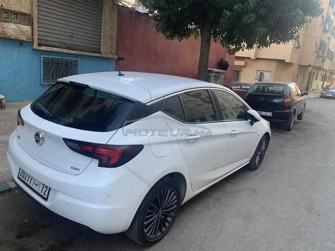 Opel Astra Diesel Automatique 2019 à Salé