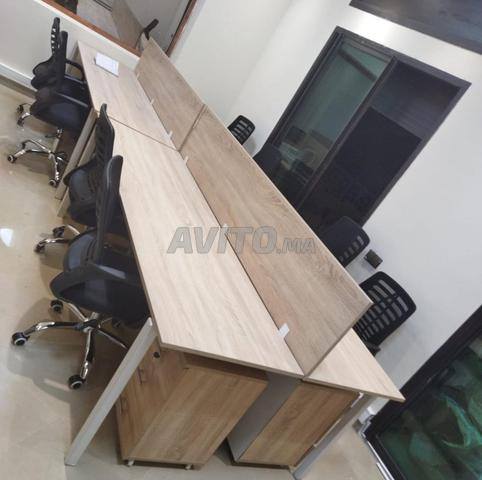 Bureaux multipostes fabriqués sur commande. - 2