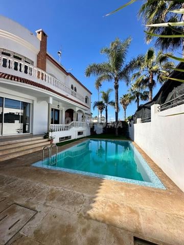 Villa de Prestige avec piscine à louer - 2