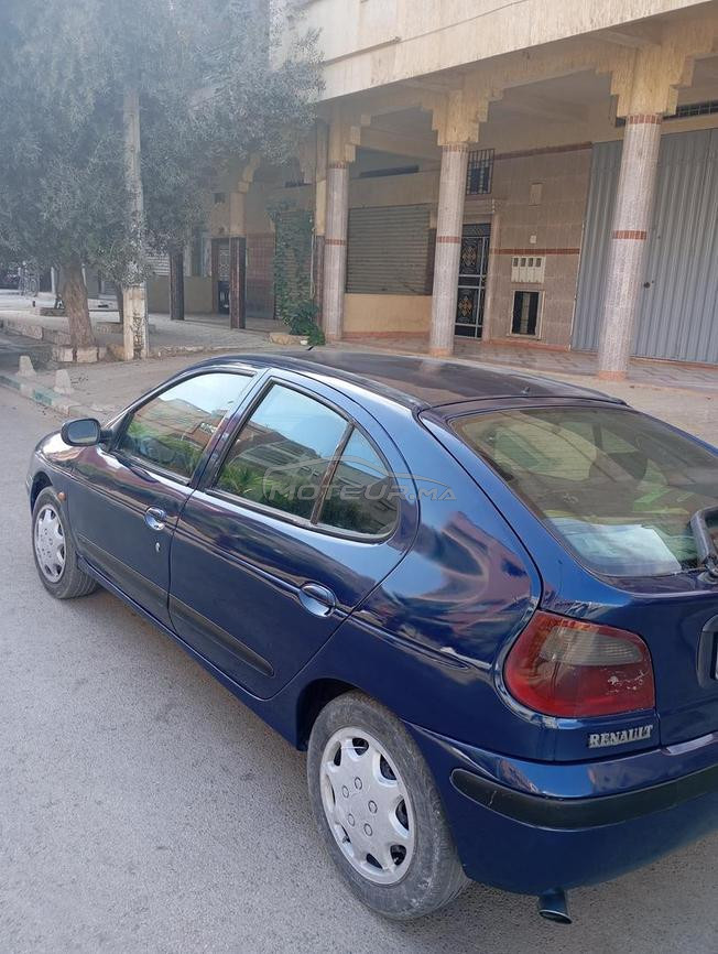 سيارة رونو ميغان 