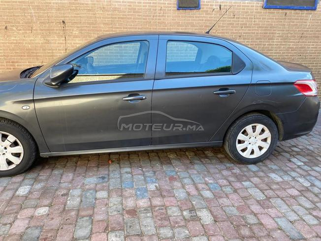 Peugeot 301 Essence Manuelle 2015 à Essaouira