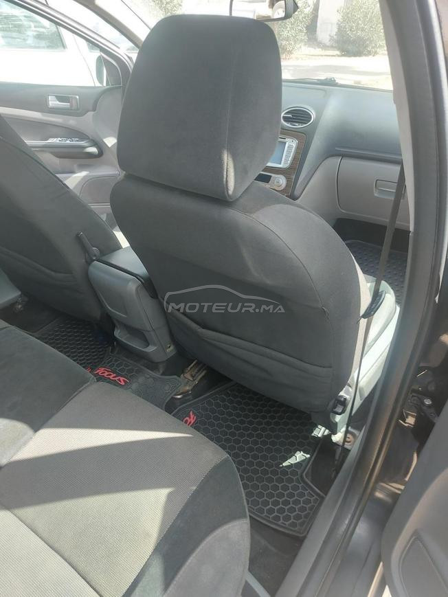ford focus Ghia model 2010  tt options