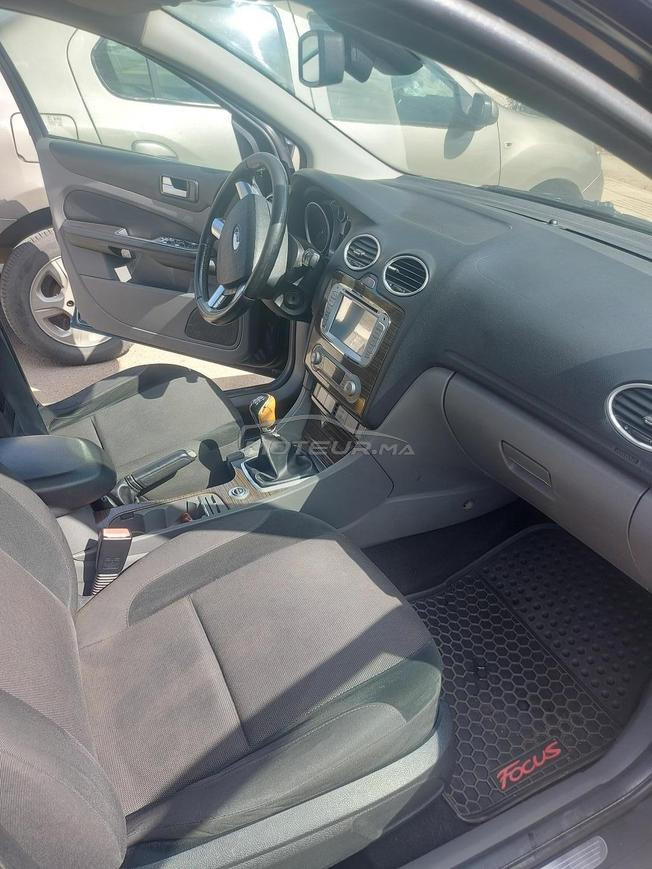 ford focus Ghia model 2010  tt options