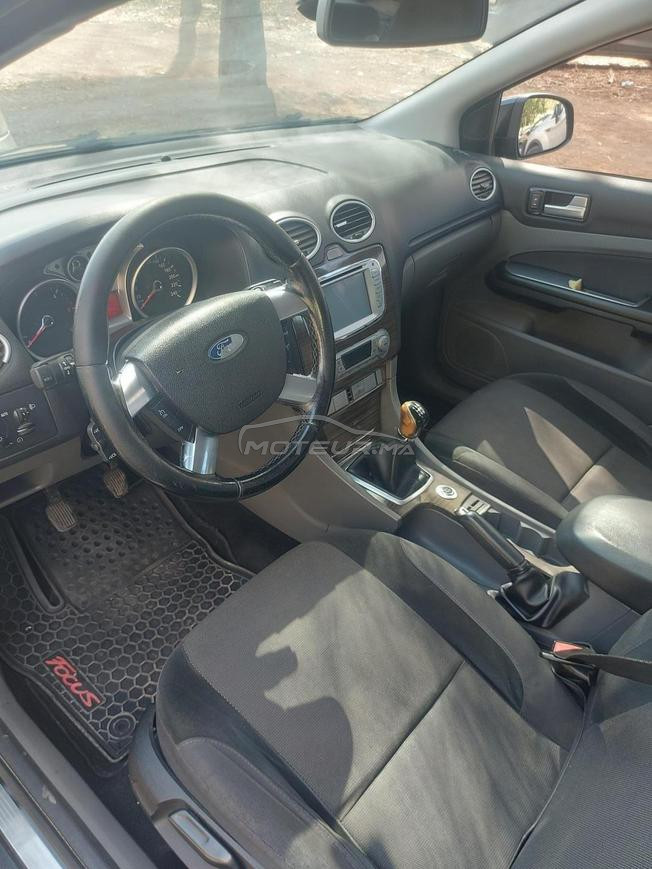 ford focus Ghia model 2010  tt options