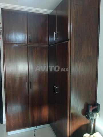 Armoire fixée dans le mur - 2